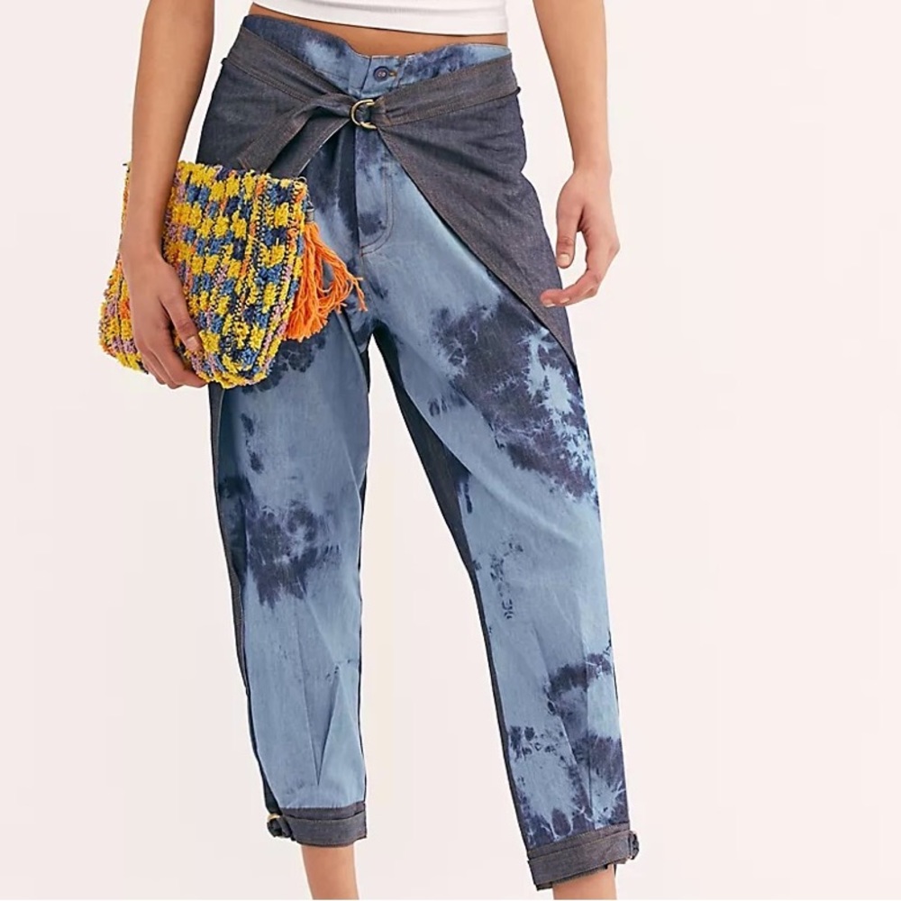 Ampersand Heart Free People Two-Tone Tie Dye Wrap Sm Blue Indigo High-Rise Jeans